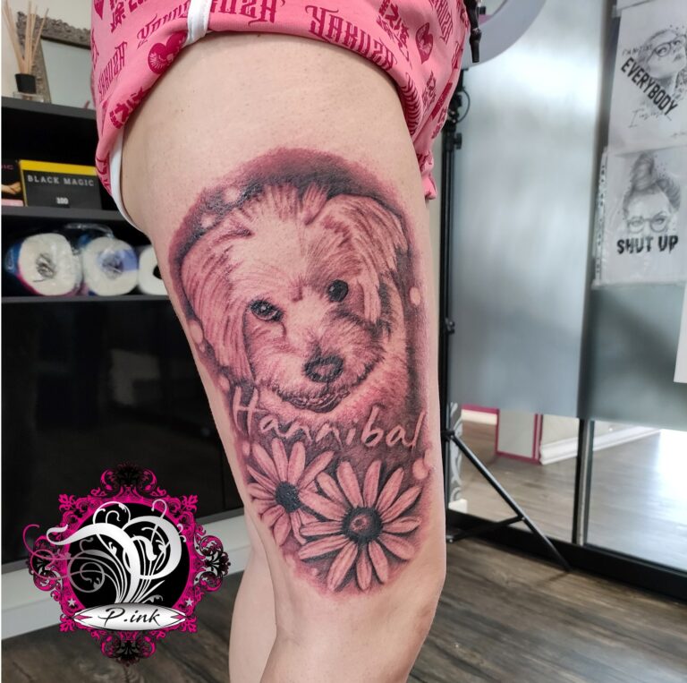 Hund Blumen Schriftzug Tattoo – P.ink Neustadt bei Coburg
