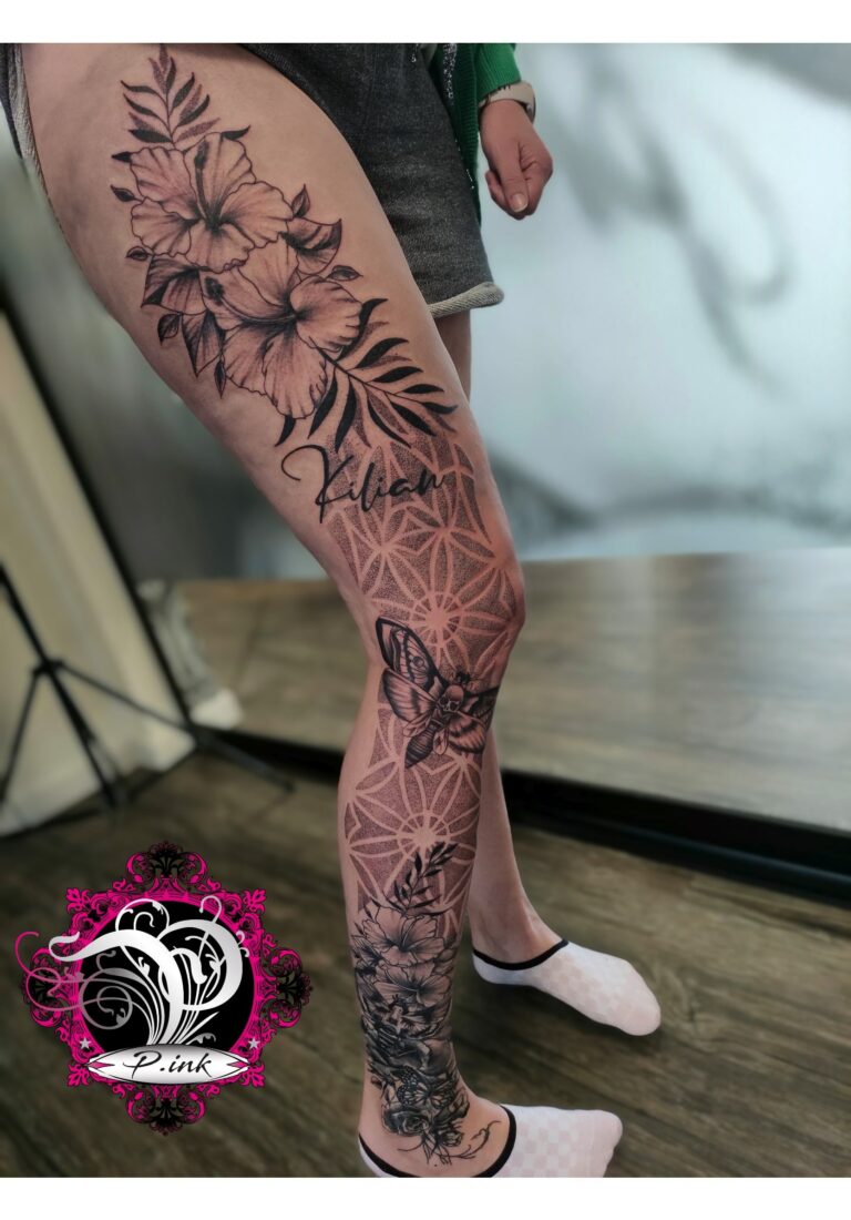 Dotwork Blumen Schmetterling Tattoo – P.ink Neustadt bei Coburg
